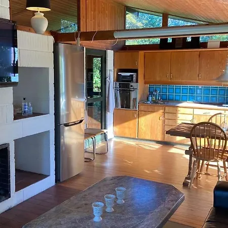 Sommerhus, 度假居 *