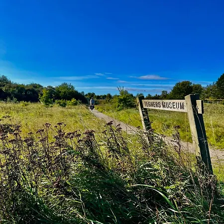 Sommerhus, *